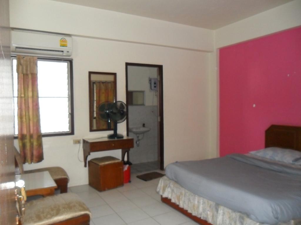 Chiangmai Inn Guesthouse Čiang Mai Pokoj fotografie